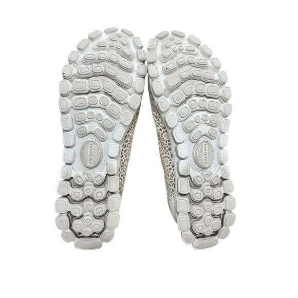 Skechers Memory Foam Women’s 10 White Lace Slip On Flats Comfort Walking Shoes - Picture 8 of 8